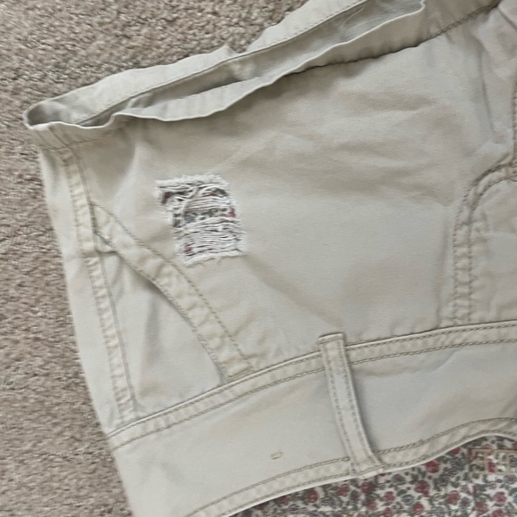 tan decree shorts size 7 - Picture 3 of 7